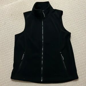 Wind River Zippered Fleece Vest.  Size S.